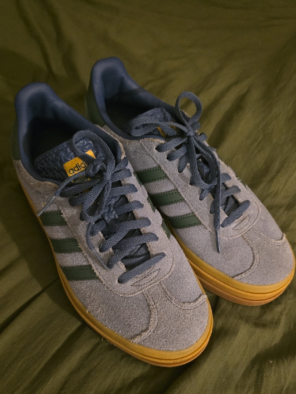 Adidas.Womens Gazaelle Light BlueSuede Sneakers with Green Stripes and Gum Sole